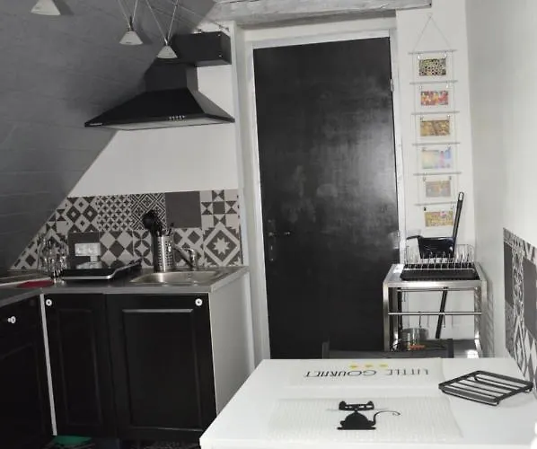 Le Relais Du Biau Ri Gæstehus Clairfayts
